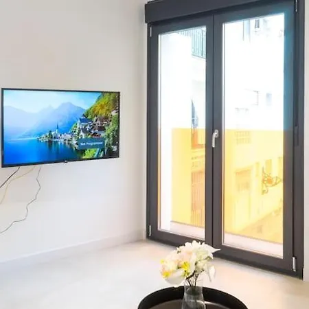 Apartment Charming Studio In Center By Sharingco. Málaga
