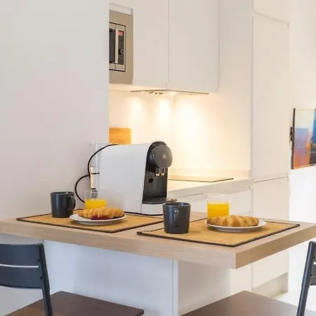 Charming Studio In Center By Sharingco. Daire *